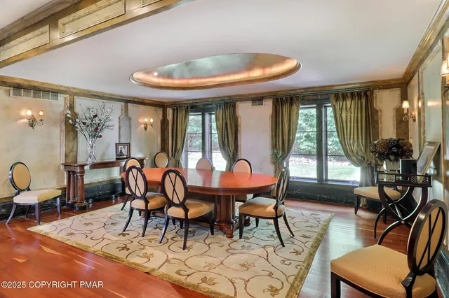 $3,899,000 | 1212 Burger Hollow Road, Effort, PA 18330