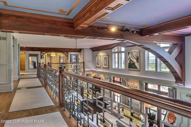 $3,899,000 | 1212 Burger Hollow Road, Effort, PA 18330