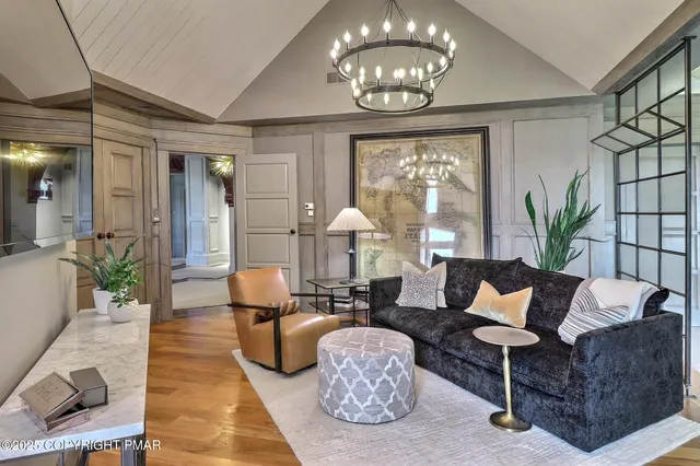 $3,899,000 | 1212 Burger Hollow Road, Effort, PA 18330