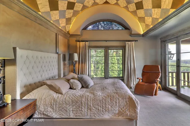 $3,899,000 | 1212 Burger Hollow Road, Effort, PA 18330