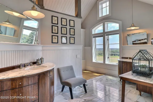 $3,899,000 | 1212 Burger Hollow Road, Effort, PA 18330