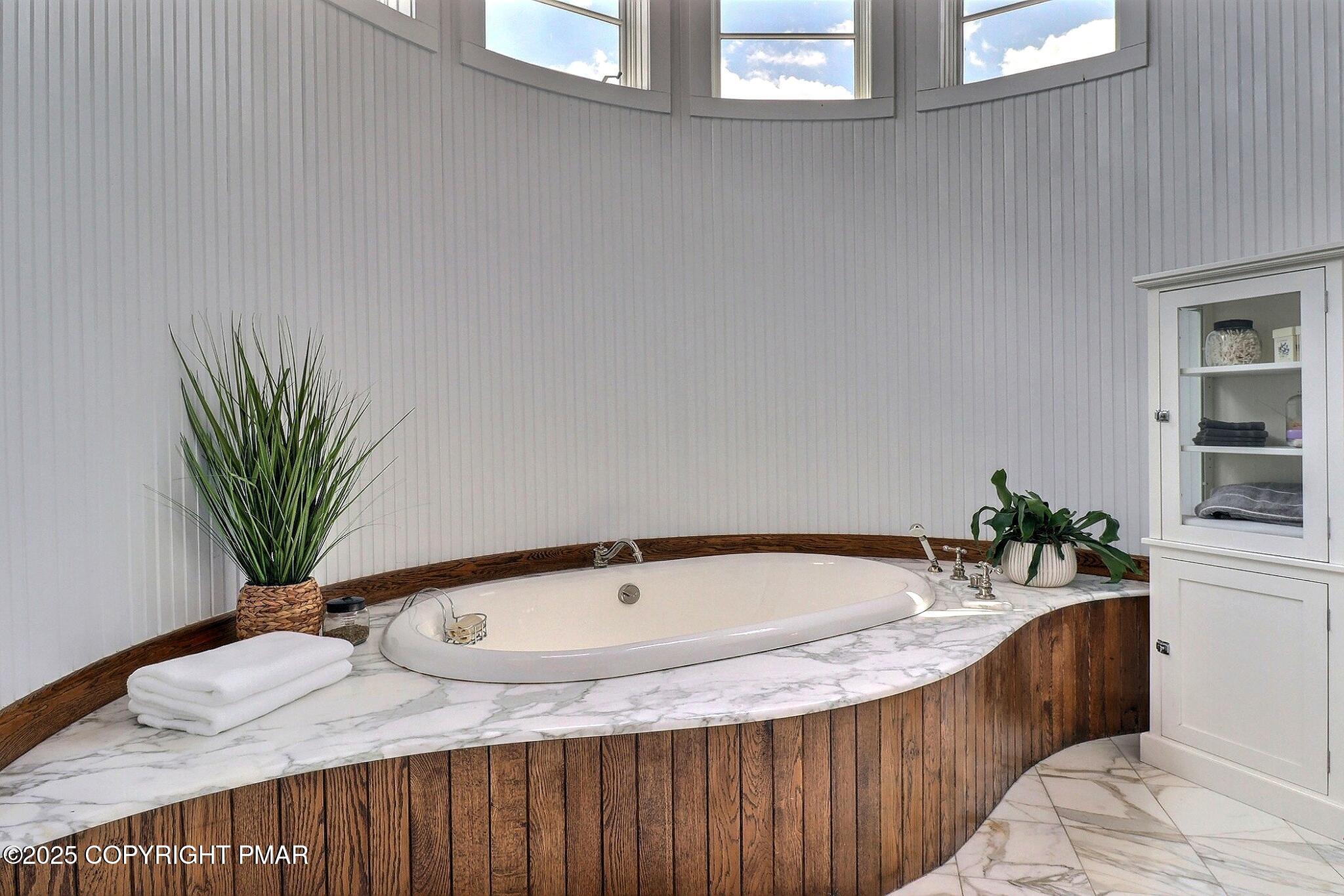 1212 Burger Hollow Road Effort, PA 18330 - Photo 96 of 138 Primary Bathroom