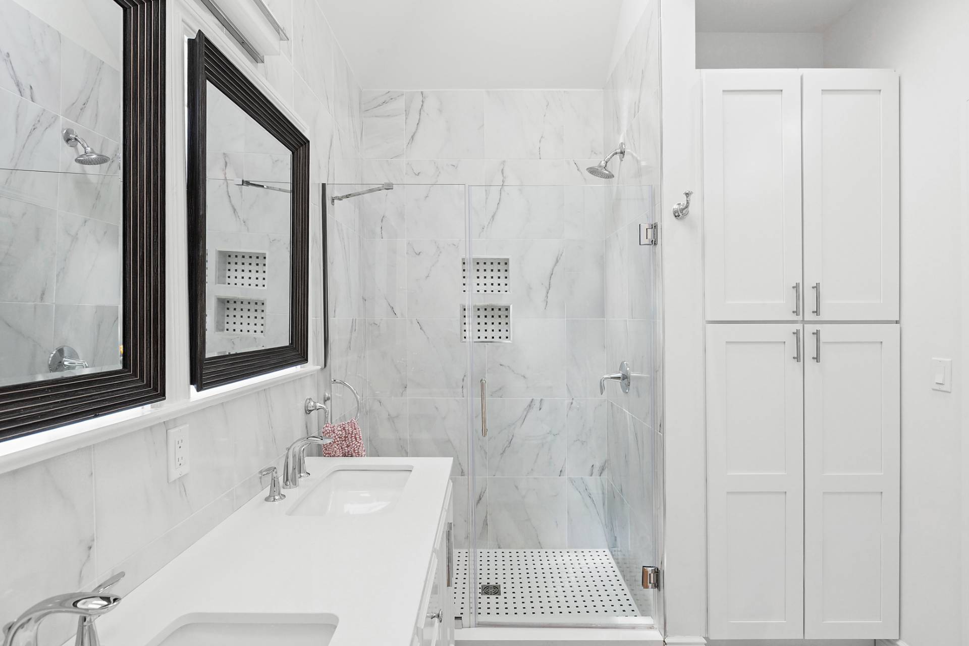 141 Middle Pond Road Southampton, NY 11968 - Photo 19 of 37