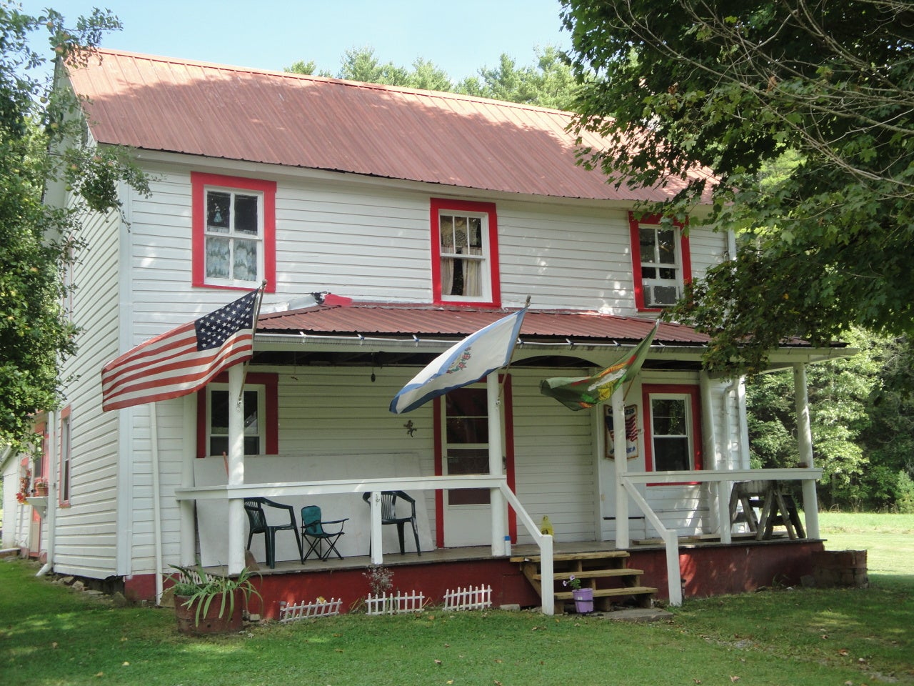 125 Rr 1 Dunmore, WV 24934 - Photo 3 of 41 Metal Roof