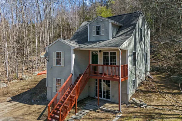 $375,000 | 66 New Hampshire Drive, Webster, NH 03303