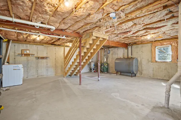 $375,000 | 66 New Hampshire Drive, Webster, NH 03303