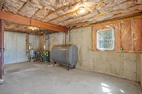 $375,000 | 66 New Hampshire Drive, Webster, NH 03303