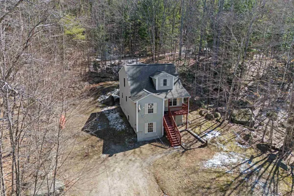 $375,000 | 66 New Hampshire Drive, Webster, NH 03303