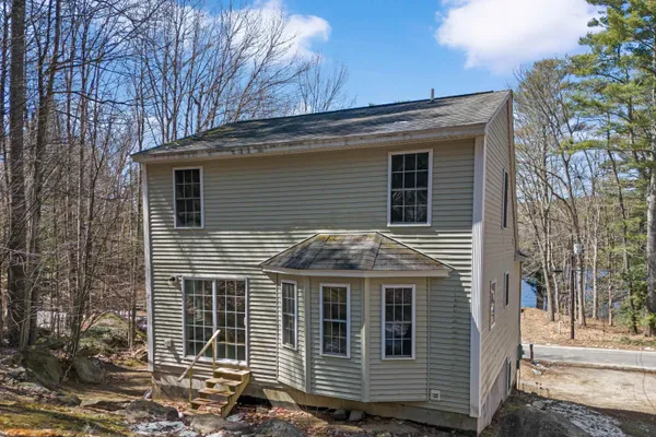 $375,000 | 66 New Hampshire Drive, Webster, NH 03303