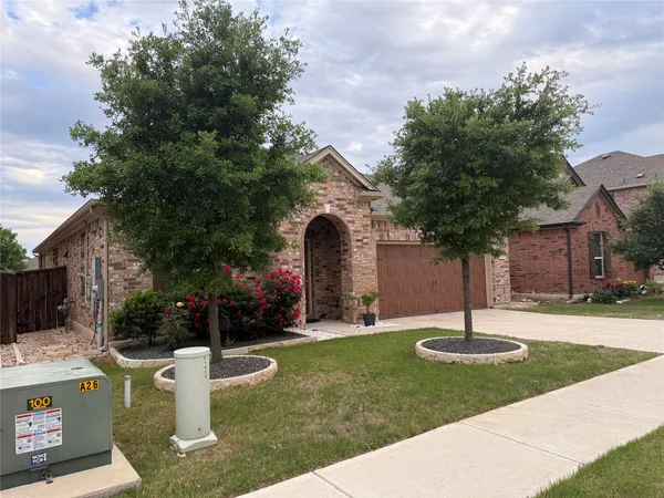 $1,950 | 1824 Stinnett Drive, Leander, TX 78641
