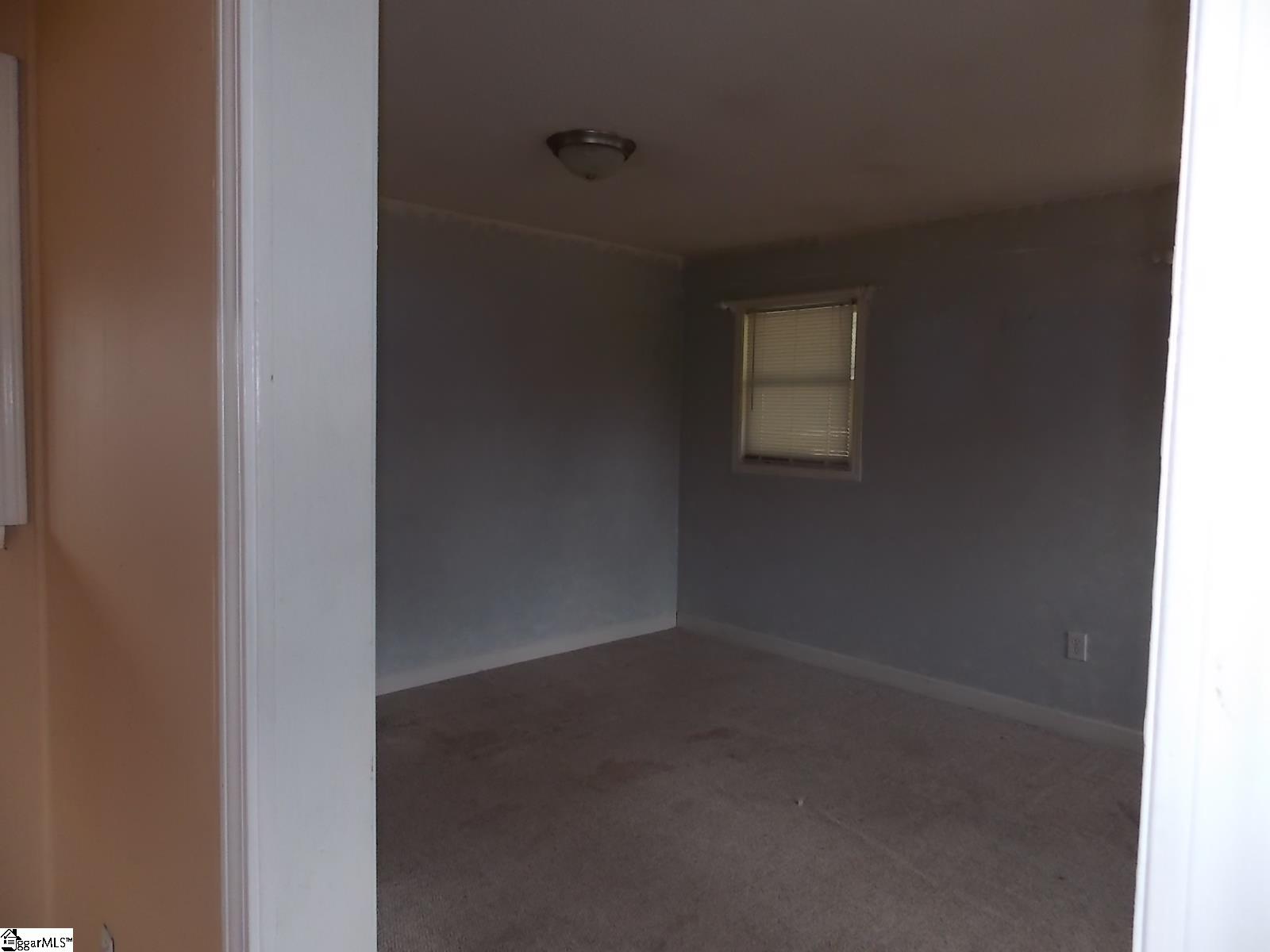 1412 Gravley Road Pickens, SC 29671 - Photo 14 of 24