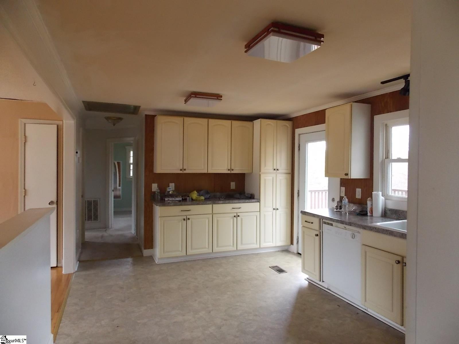 1412 Gravley Road Pickens, SC 29671 - Photo 18 of 24