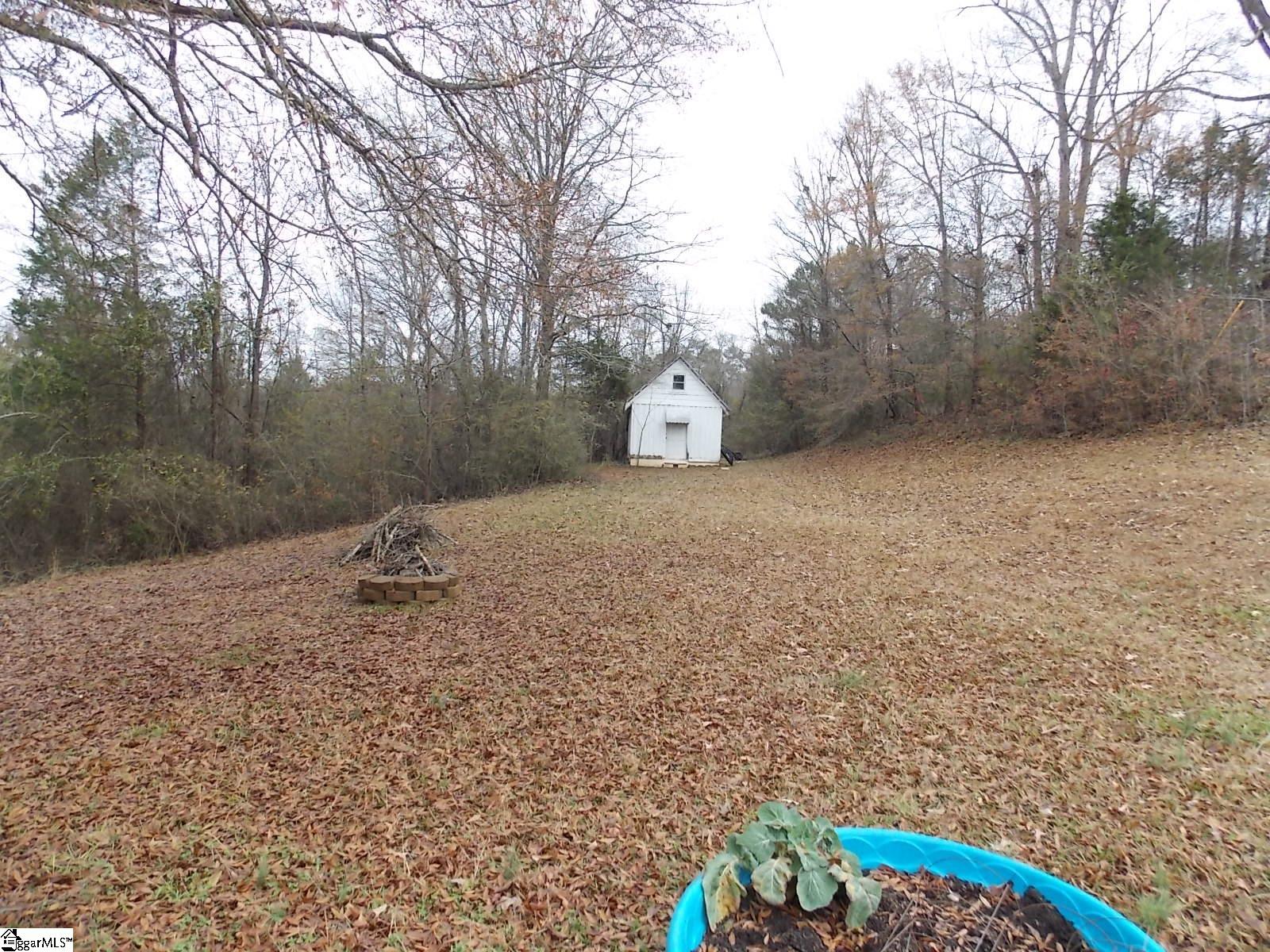 1412 Gravley Road Pickens, SC 29671 - Photo 5 of 24