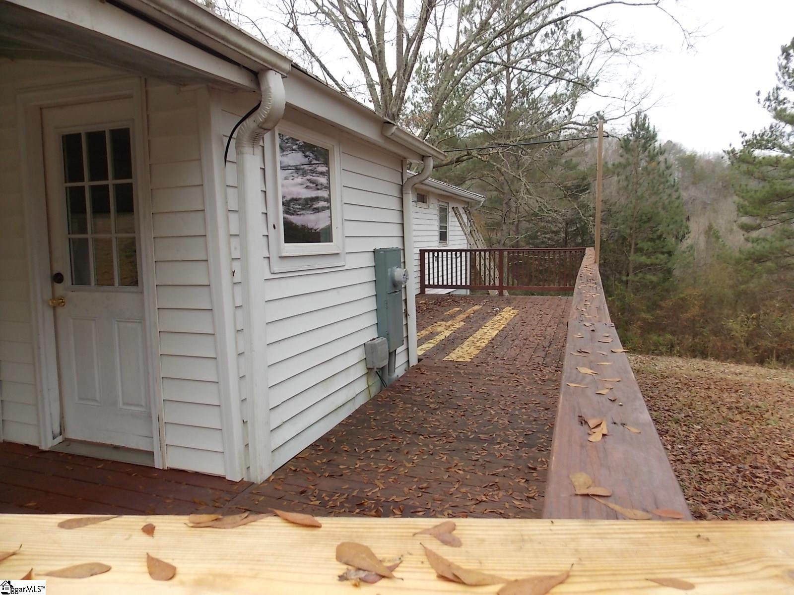 1412 Gravley Road Pickens, SC 29671 - Photo 7 of 24