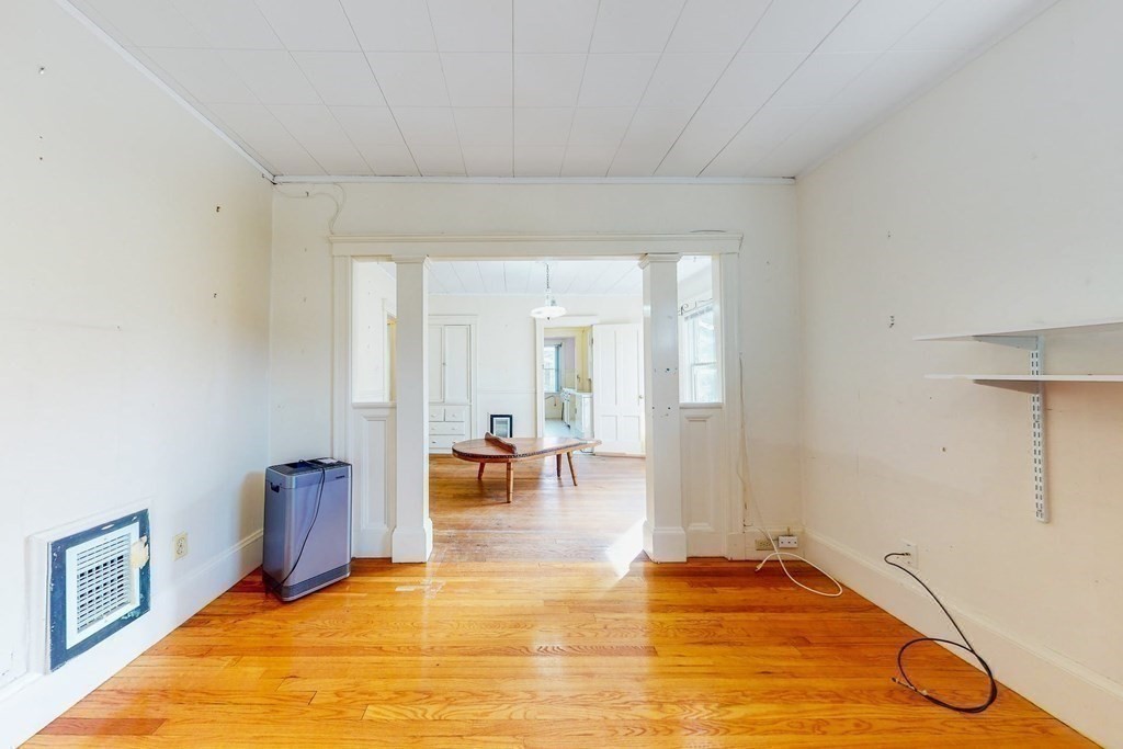 80 Alpine Street Cambridge, MA 02138 - Photo 3 of 34