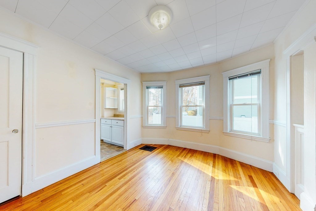80 Alpine Street Cambridge, MA 02138 - Photo 5 of 34
