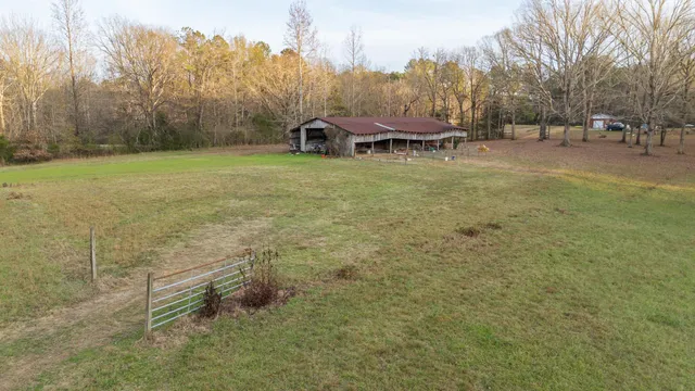 a view of a outdoor space