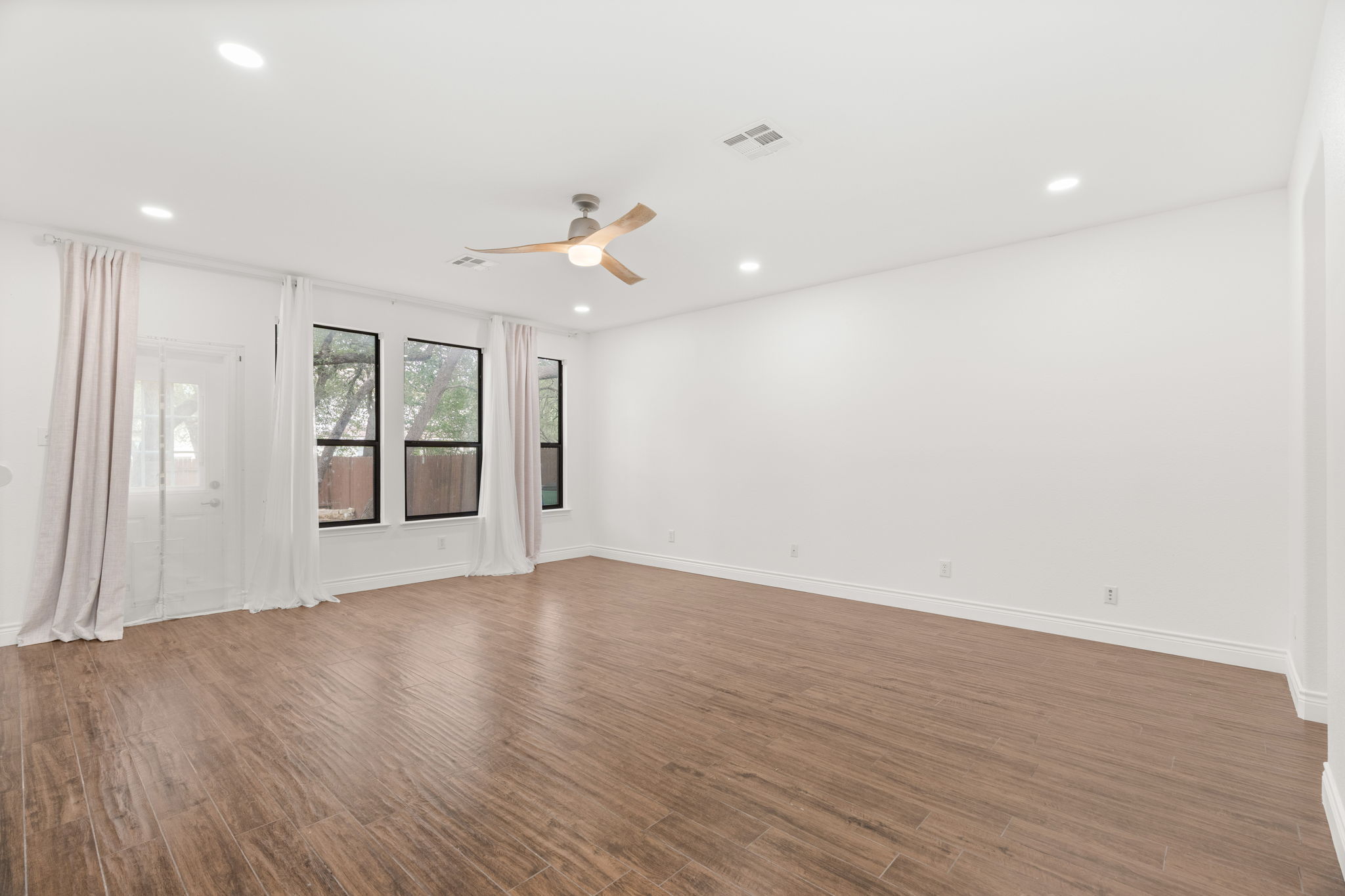 512 Clover Flat Road Cedar Park, TX 78613 - Photo 12 of 38