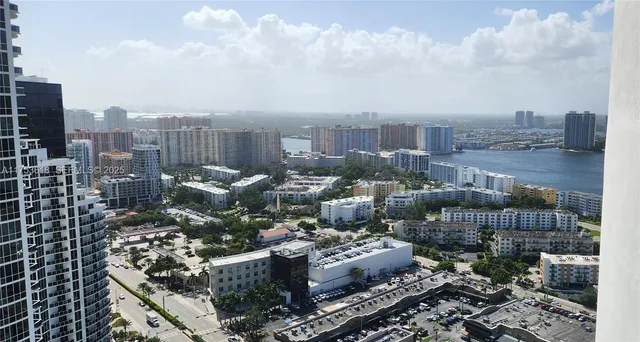 a picture of city view