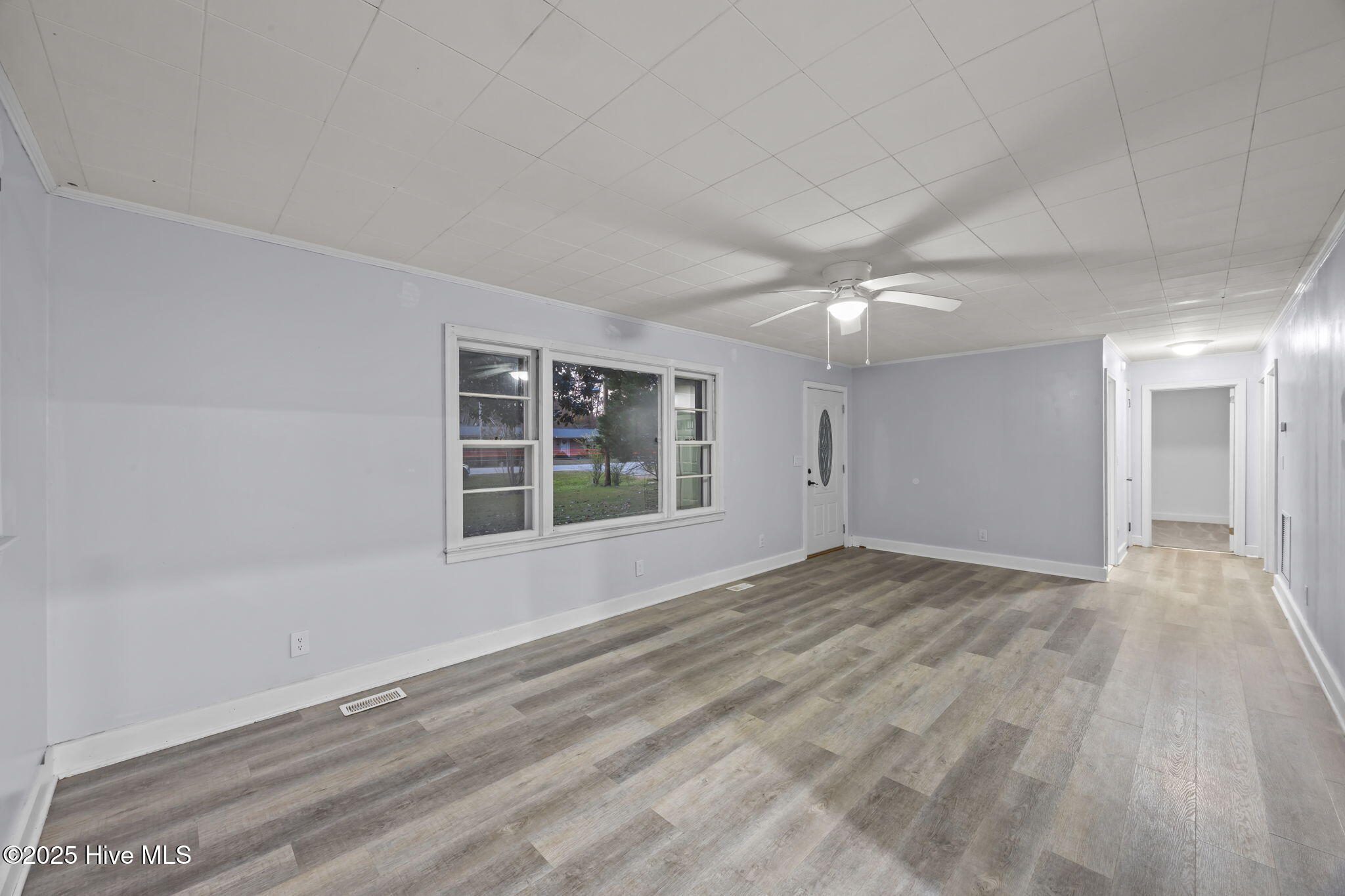 217 Church Road Havelock, NC 28532 - Photo 4 of 28 Light and Bright with LVP