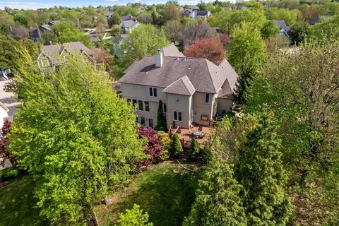 $745,000 | 9314 West 146th Place, Overland Park, KS 66221