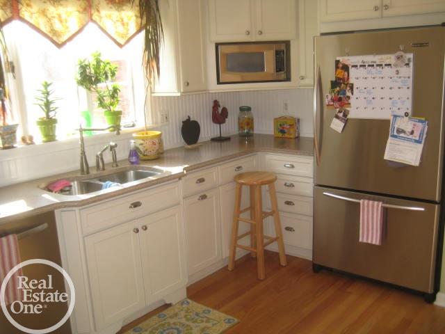 1041 Audubon Road Grosse Pointe Park, MI 48230 - Photo 10 of 39