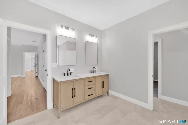 $1,100,000 | Undisclosed Address, South Windsor, CT 06074