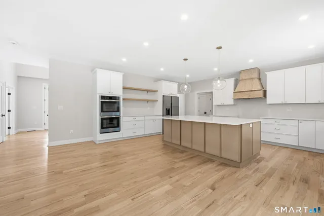 $1,100,000 | Undisclosed Address, South Windsor, CT 06074