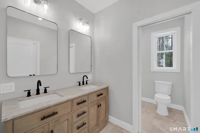 $1,100,000 | Undisclosed Address, South Windsor, CT 06074