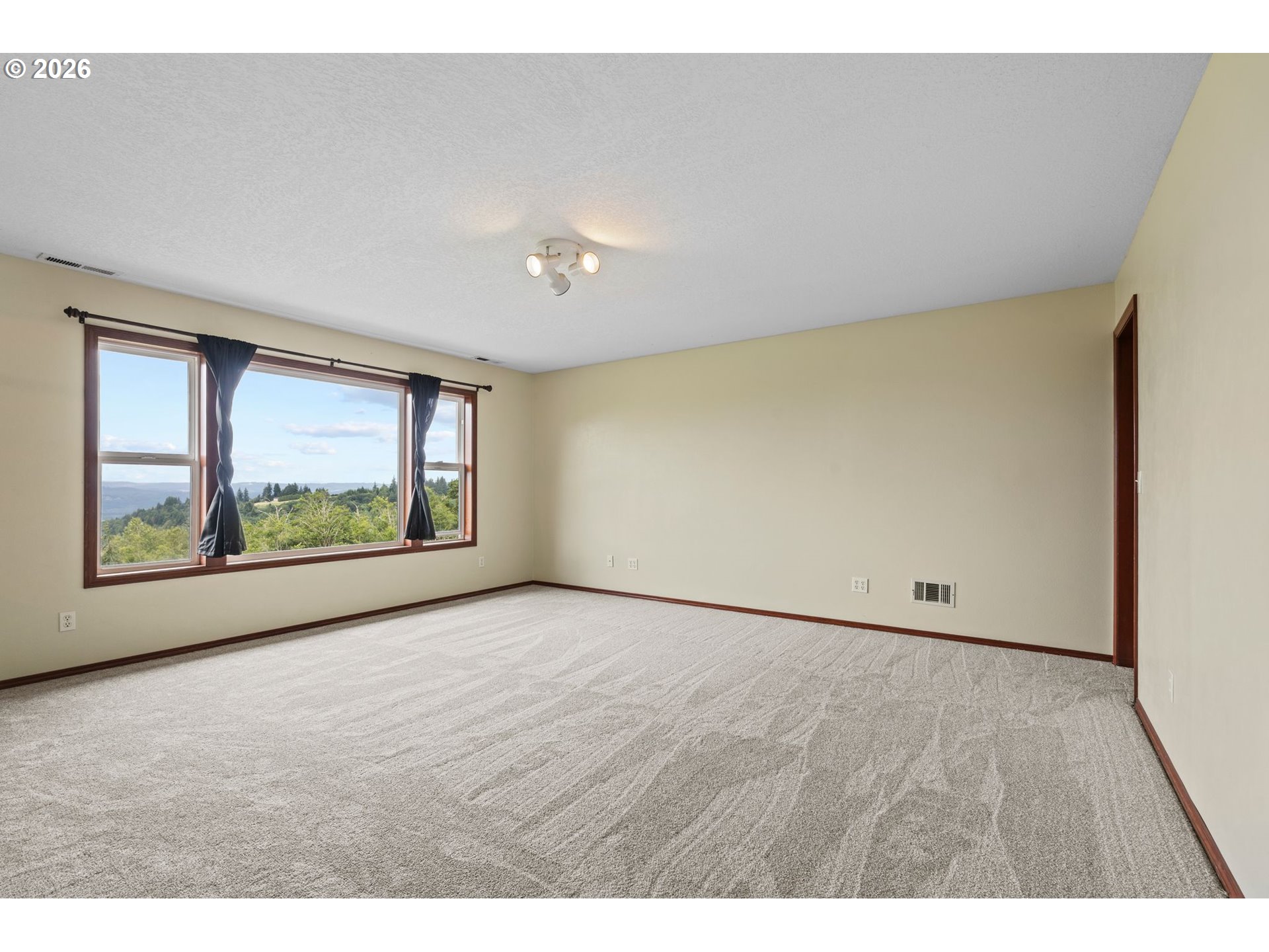 4955 Green Mountain Road Kalama, WA 98625 - Photo 18 of 37