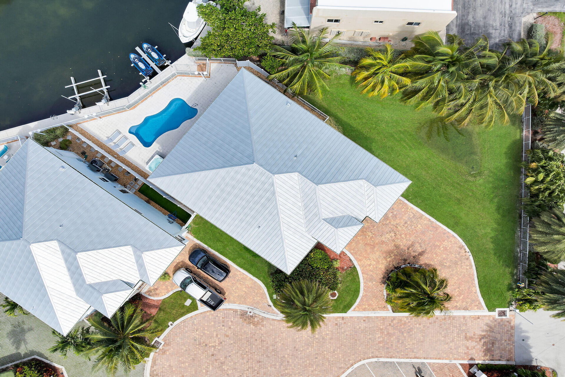 435 Sombrero Beach Road Marathon, FL 33050 - Photo 59 of 64 Exterior Front