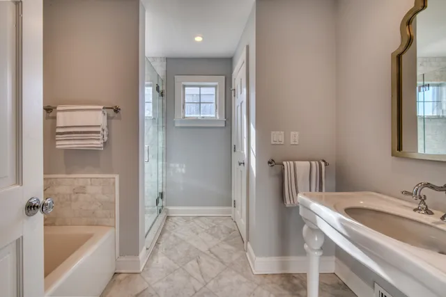 $325,000 | 11 Potato Road, Sagaponack, NY 11962