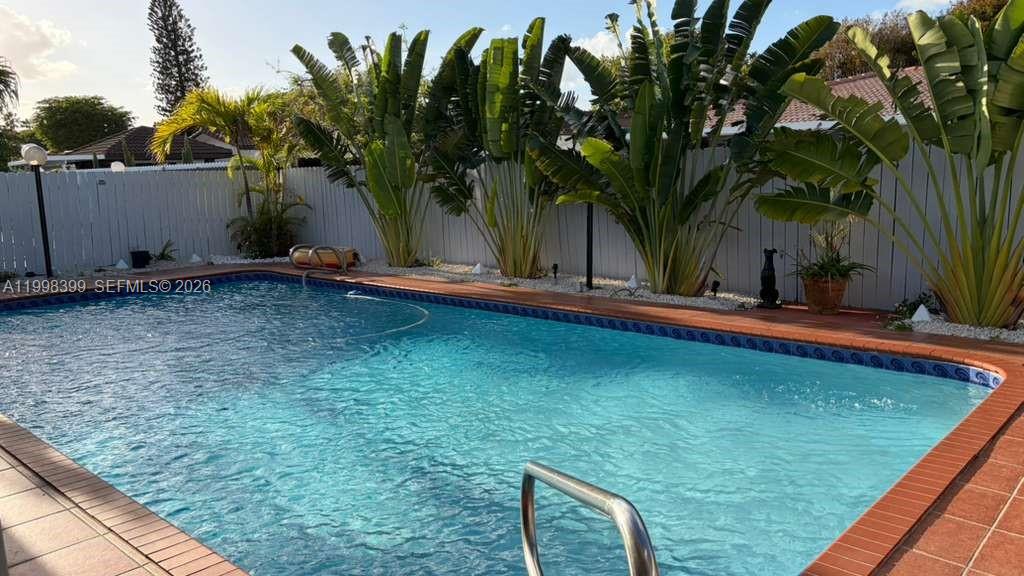 10321 Southwest 17th Street Miami, FL 33165 - Photo 2 of 14