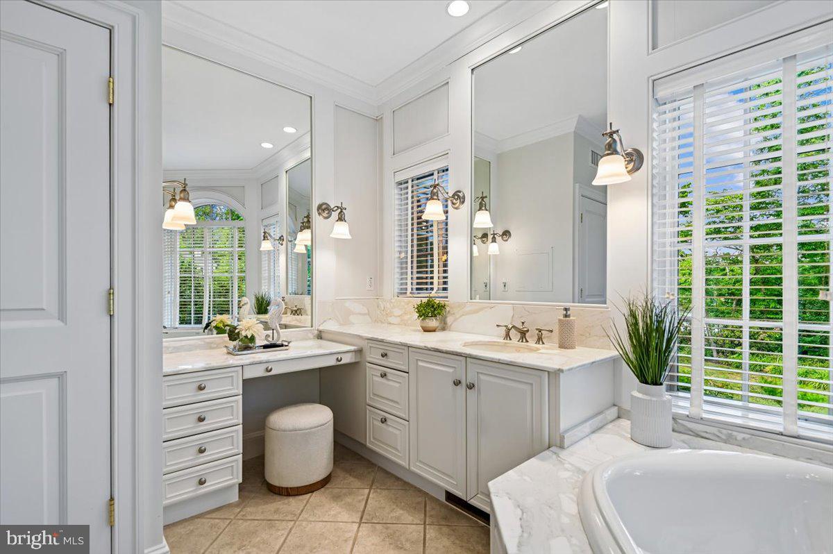 2700 Falling Timber Trail Edgewater, MD 21037 - Photo 30 of 89 Soaking tub, separate vanities