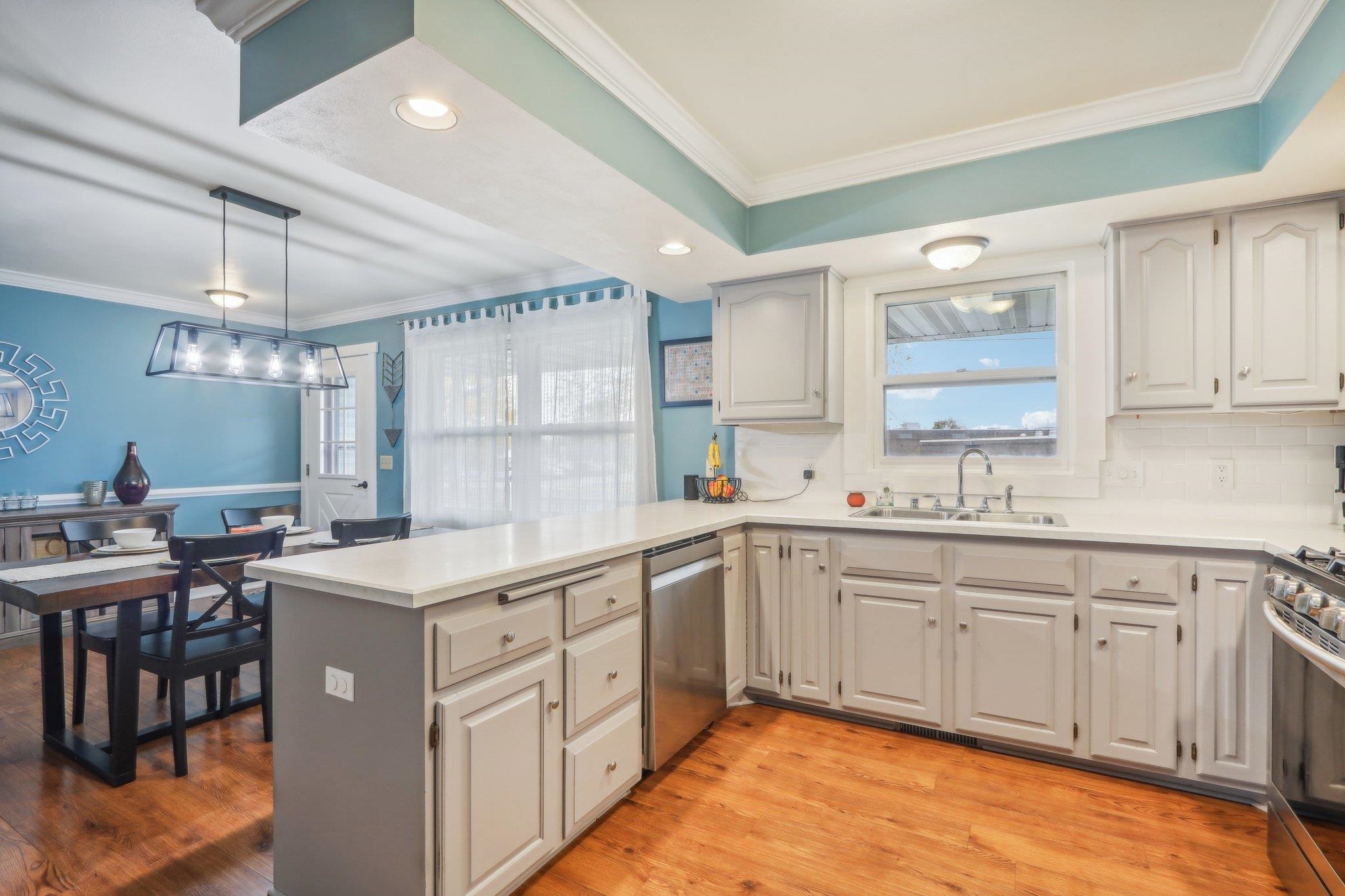 406 School Street Marshall, WI 53559 - Photo 11 of 45