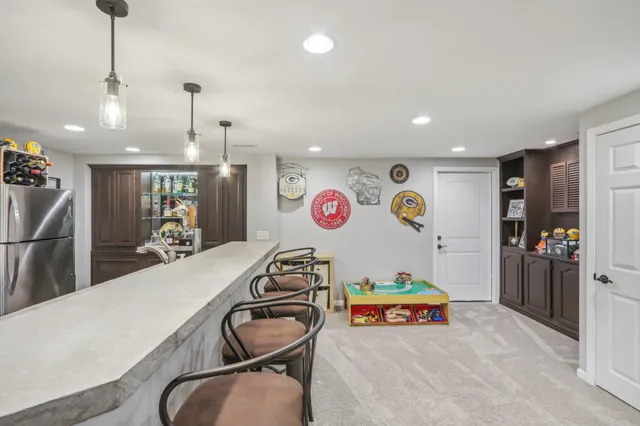 $450,000 | 406 School Street, Marshall, WI 53559