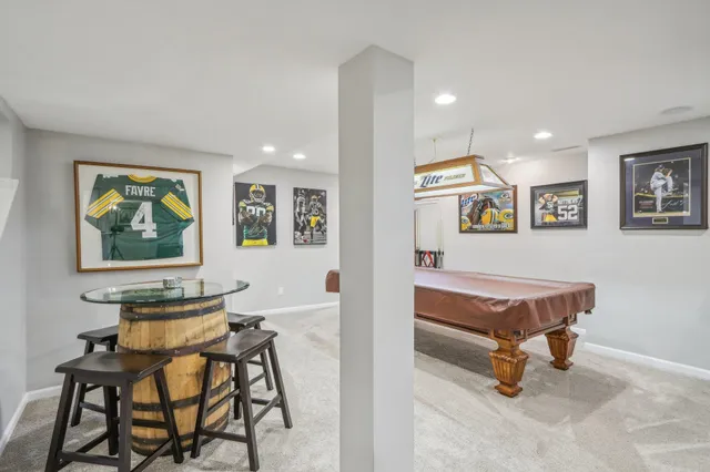 $450,000 | 406 School Street, Marshall, WI 53559