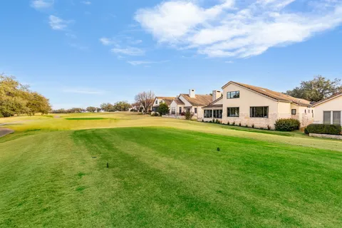 $800,000 | 2433 Founders Circle, Spicewood, TX 78669