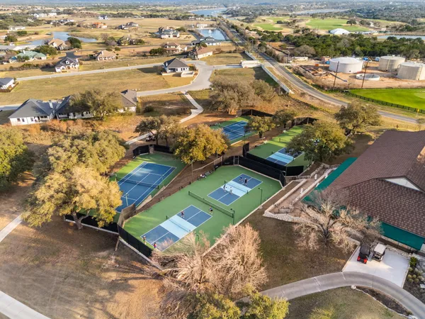 $779,000 | 2433 Founders Circle, Spicewood, TX 78669