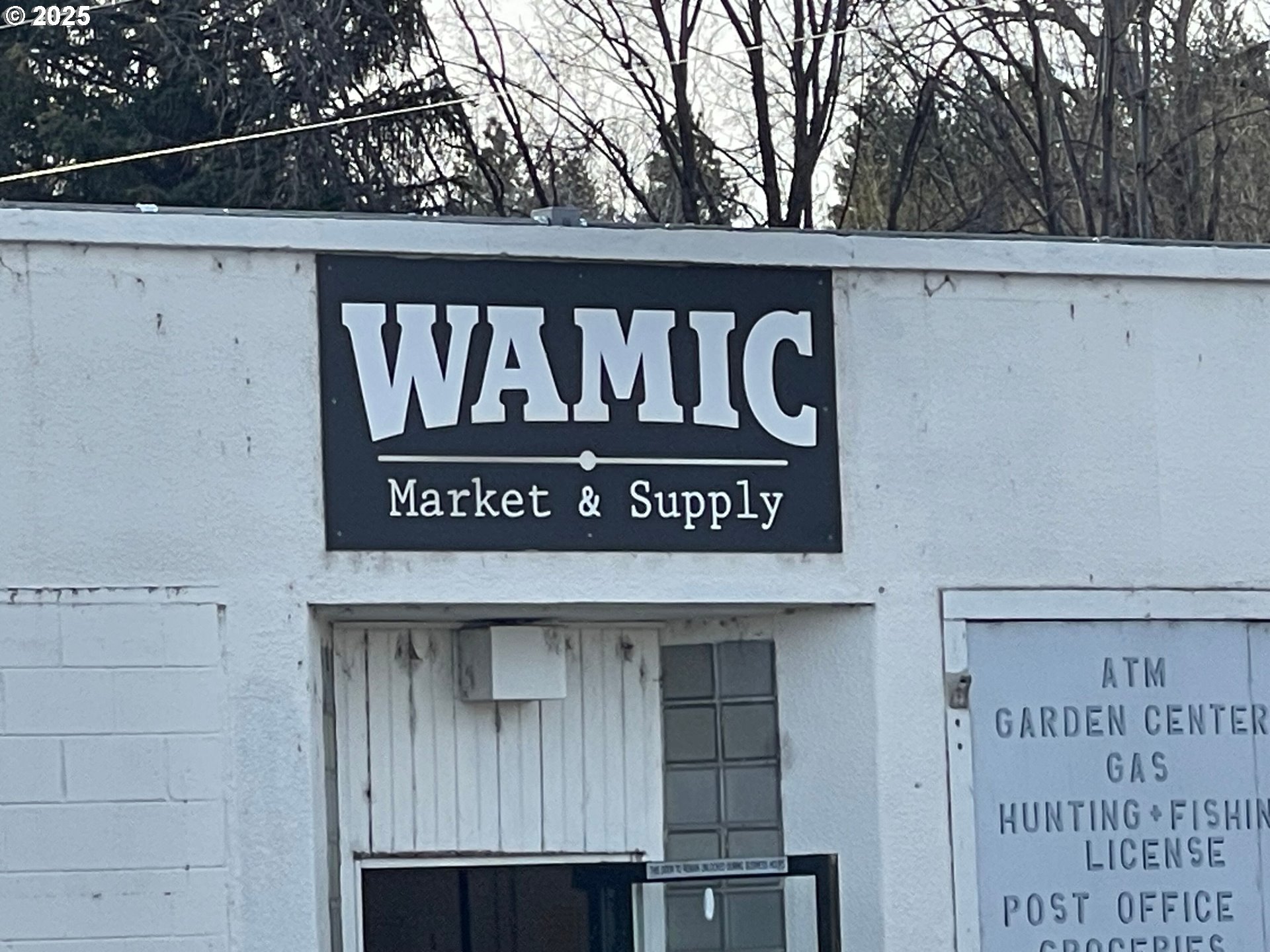 131 Dodson Road Tygh Valley, OR 97063 - Photo 25 of 31 a close up of a street sign