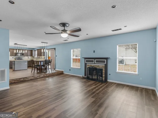 $399,900 | 424 Browning Field Way, Hampton, GA 30228