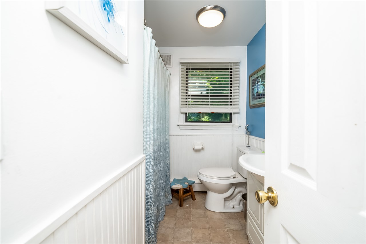 33 Merrick Road Raymond, NH 03077 - Photo 8 of 24
