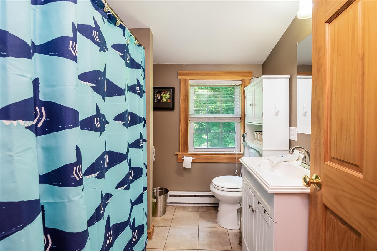 33 Merrick Road Raymond, NH 03077 - Photo 9 of 24