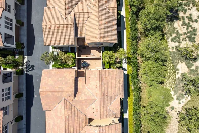 $4,600 | 111 Thornhurst, Irvine, CA 92620