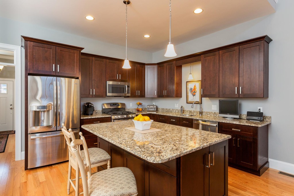 4 Rowley Country Club Road, Unit 2 Rowley, MA 01969 - Photo 4 of 25 Gallery Image 4