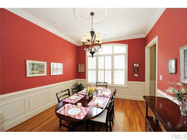 1336 Banbury Road Raleigh, NC 27607 - Photo 3 of 12 a living room with furniture and window