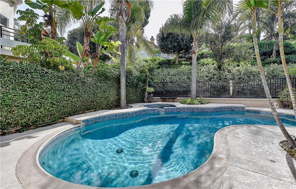 23 Bernay Laguna Niguel, CA 92677 - Photo 8 of 43