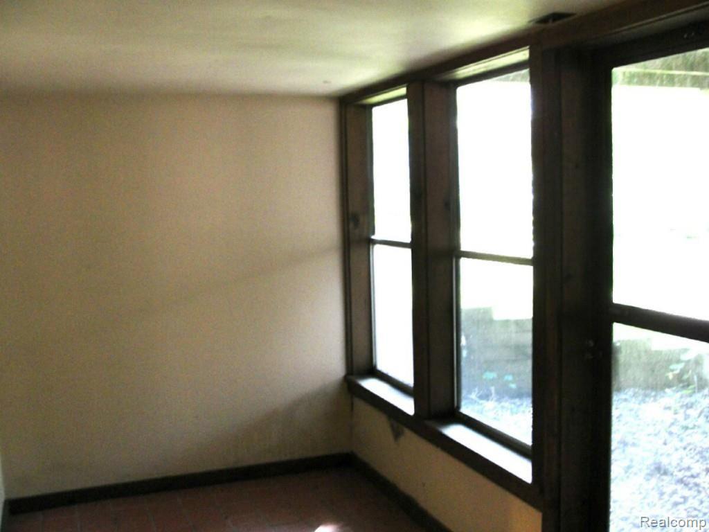 709 1st Street Rochester, MI 48307 - Photo 18 of 18 Lower Level Walkout.jpg