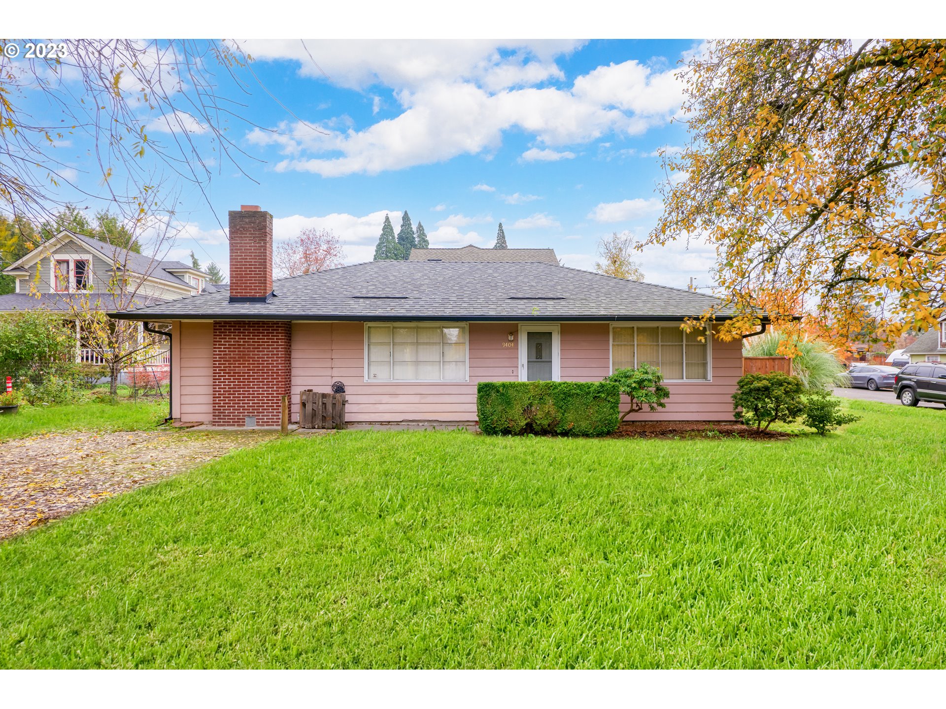 9404 Southeast 42nd Ave