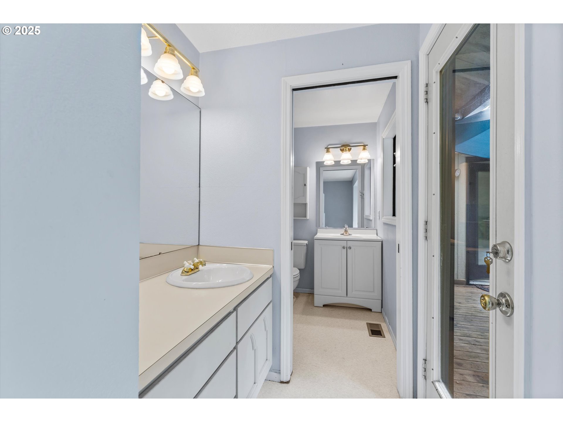 756 Southeast 27th Street Gresham, OR 97080 - Photo 22 of 46 a bathroom with a sink vanity and mirror